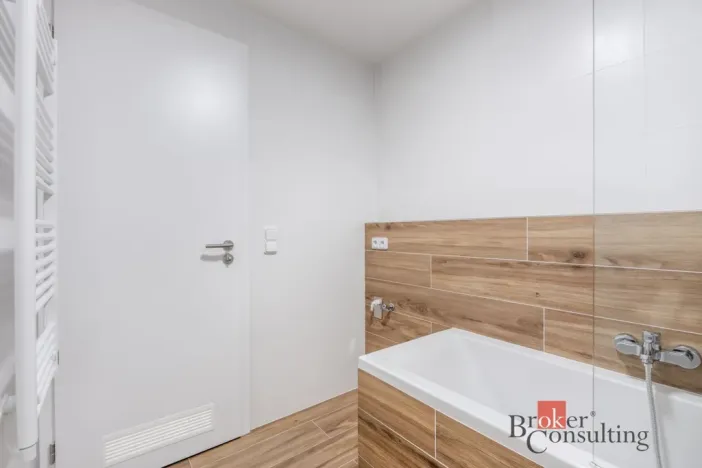 Pronájem bytu 1+kk, Jablonec nad Nisou - Rýnovice, Jezdecká, 35 m2