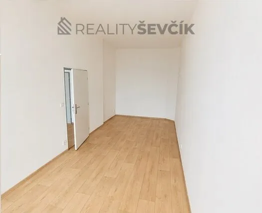 Pronájem bytu 2+kk, České Budějovice - České Budějovice 3, Pražská tř., 42 m2