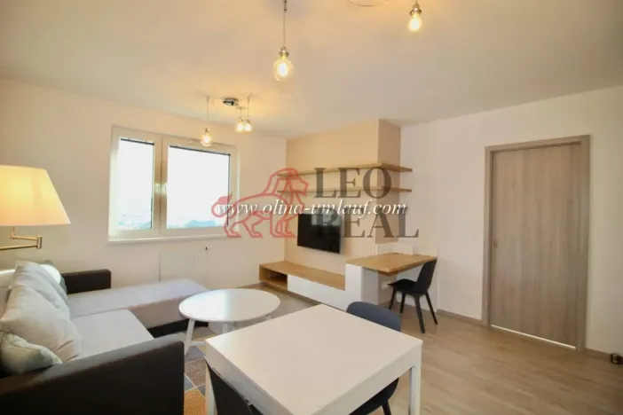 Pronájem bytu 2+kk, Praha - Vysočany, Strnadových, 63 m2