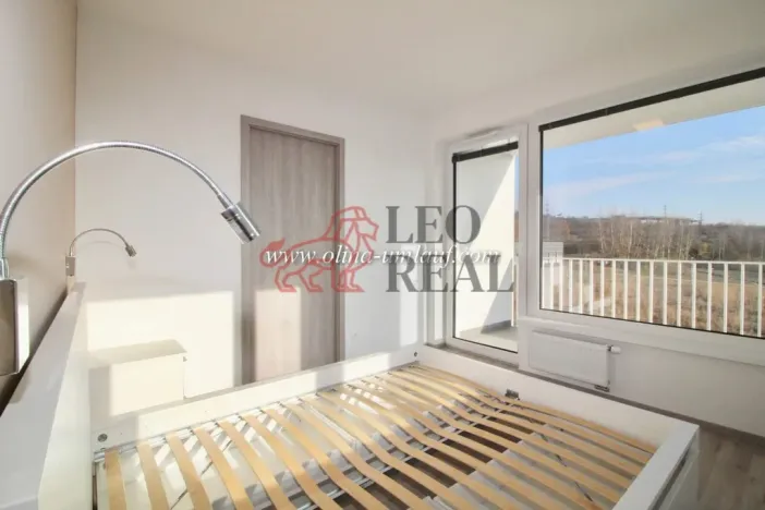Pronájem bytu 2+kk, Praha - Vysočany, Strnadových, 63 m2