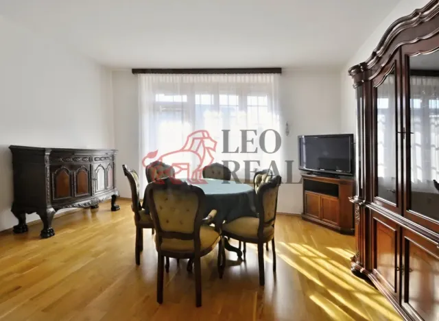 Pronájem bytu 4+1, Praha - Veleslavín, Na okraji, 130 m2