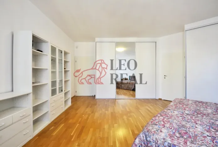 Pronájem bytu 4+1, Praha - Veleslavín, Na okraji, 130 m2