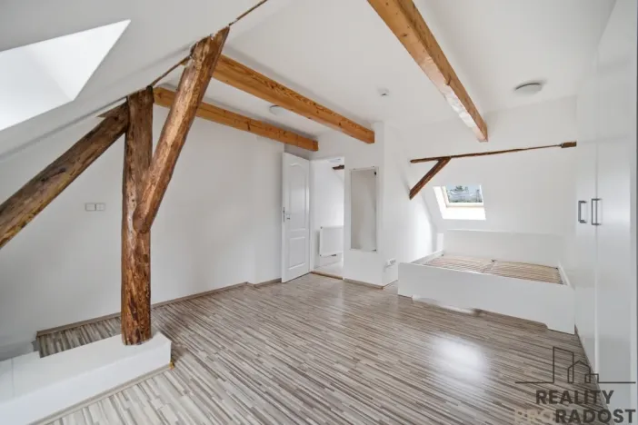 Pronájem bytu 2+1, Pardubice, Dašická, 54 m2