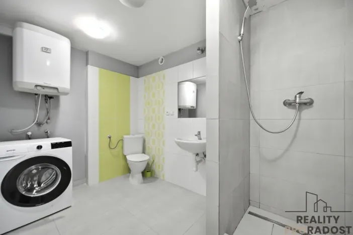 Pronájem bytu 2+1, Pardubice, Dašická, 54 m2