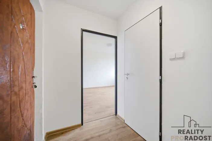 Pronájem bytu 1+kk, Pardubice, Palackého třída, 32 m2