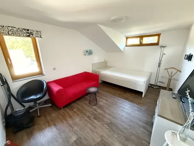 Pronájem bytu 3+1, Kostomlaty pod Milešovkou, Husova, 130 m2