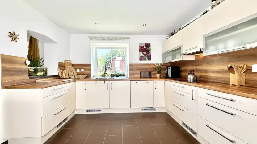 Prodej rodinného domu, Krnov, Guntramovice, 220 m2