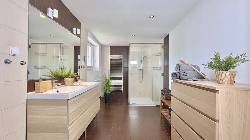 Prodej rodinného domu, Krnov, Guntramovice, 220 m2