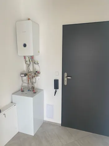 Pronájem bytu 1+1, Lužice, 31 m2