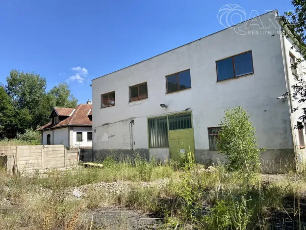 Pronájem výrobních prostor, Račice-Pístovice - Račice, 1622 m2