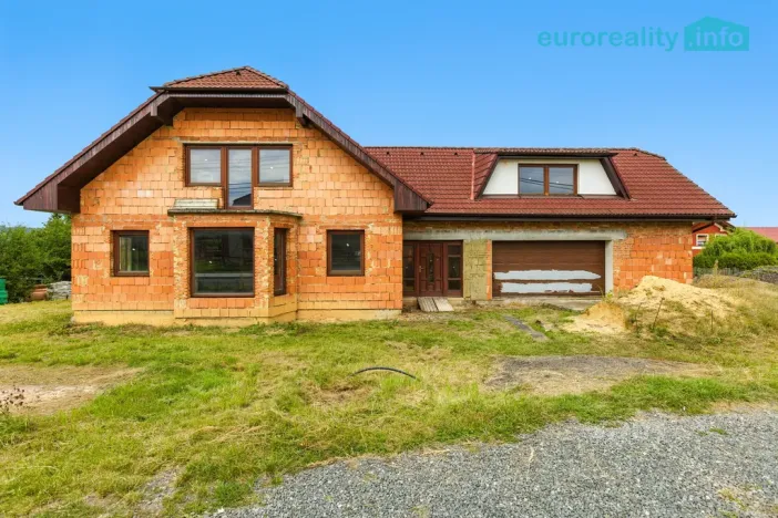 Prodej pozemku pro bydlení, Broumy, Školní, 1724 m2