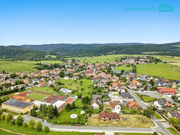 Prodej pozemku pro bydlení, Broumy, Školní, 1724 m2
