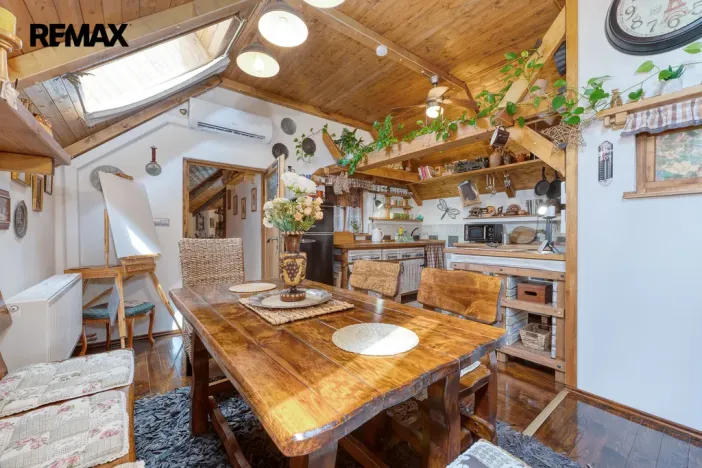 Prodej apartmánu, Všechlapy, 200 m2