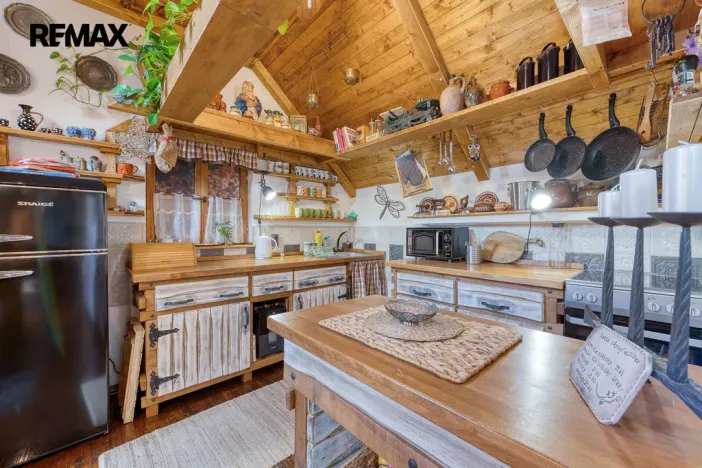 Prodej apartmánu, Všechlapy, 200 m2