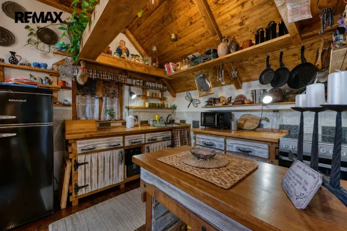 Prodej apartmánu, Všechlapy, 200 m2