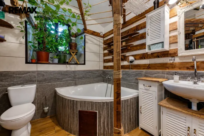 Prodej apartmánu, Všechlapy, 200 m2