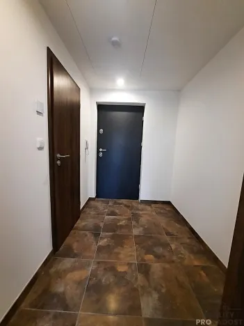 Pronájem bytu 1+kk, Brno, Kytnerova, 29 m2