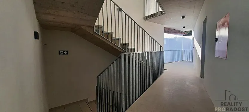 Pronájem bytu 1+kk, Brno, Kytnerova, 29 m2