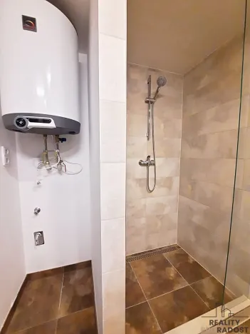 Pronájem bytu 1+kk, Brno, Kytnerova, 29 m2