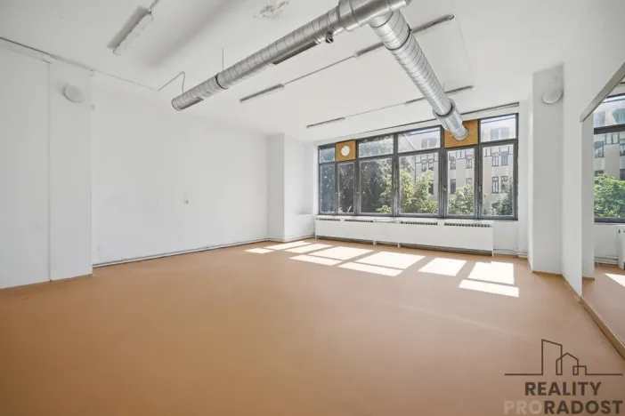 Pronájem obchodního prostoru, Havlíčkův Brod, Smetanovo náměstí, 317 m2