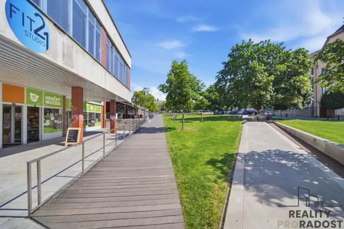 Pronájem obchodního prostoru, Havlíčkův Brod, Smetanovo náměstí, 317 m2