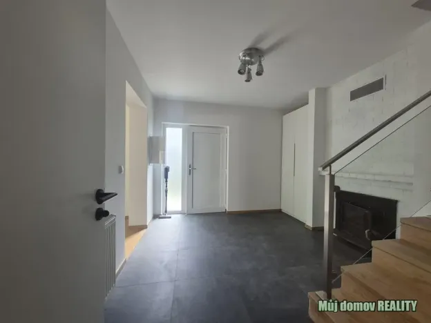 Pronájem rodinného domu, Praha - Klánovice, Smidarská, 120 m2