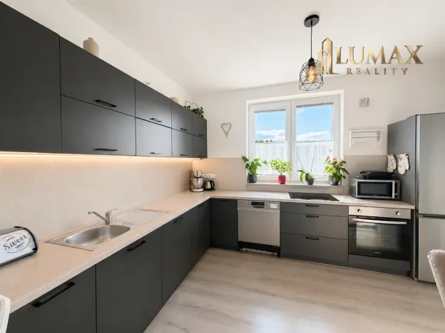 Pronájem bytu 4+kk, Vinaře, 98 m2