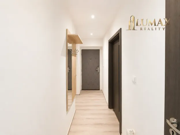 Pronájem bytu 4+kk, Vinaře, 98 m2