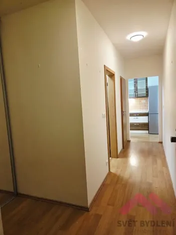 Pronájem bytu 1+kk, Praha - Uhříněves, Václava Trojana, 37 m2