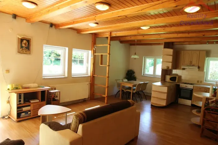 Prodej rodinného domu, Horní Bezděkov, 140 m2