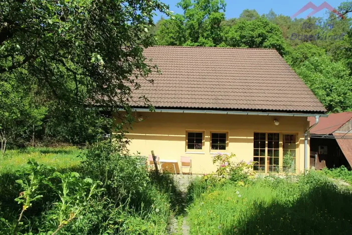 Prodej rodinného domu, Horní Bezděkov, 140 m2