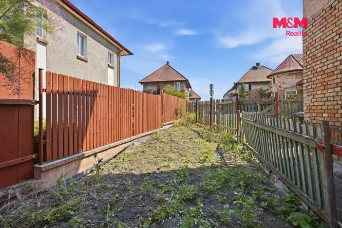 Prodej bytu 2+1, Louny, Jarošova, 50 m2