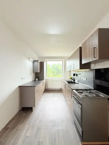 Prodej bytu 3+1, Dolní Roveň, 64 m2