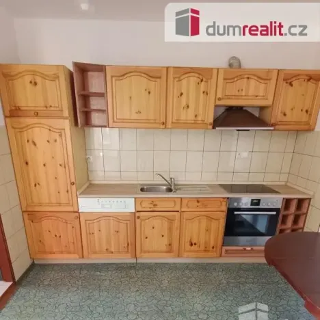 Pronájem bytu 2+1, Děčín - Děčín VII-Chrochvice, Vilsnická, 70 m2
