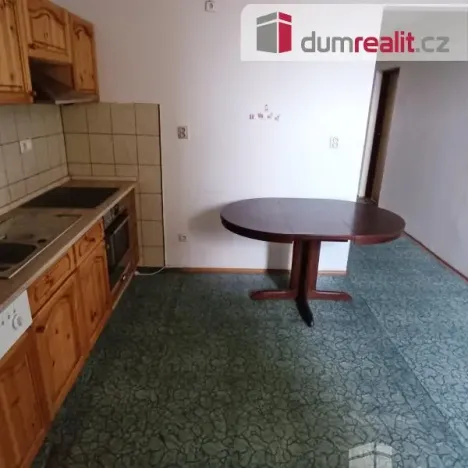 Pronájem bytu 2+1, Děčín - Děčín VII-Chrochvice, Vilsnická, 70 m2