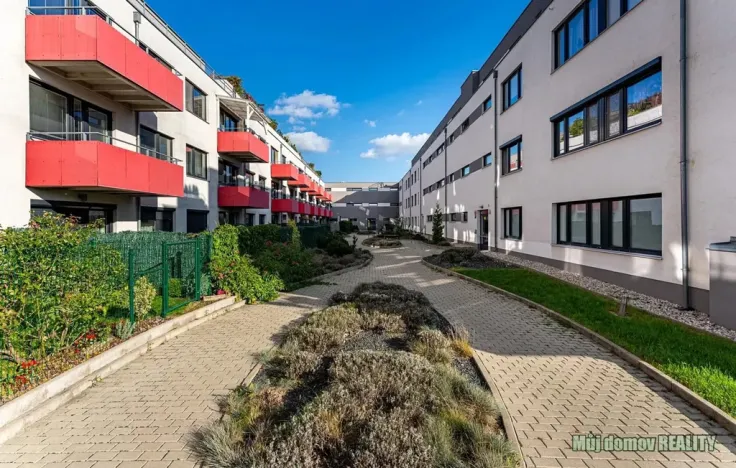 Pronájem bytu 1+kk, Praha - Hostavice, U Hostavického potoka, 32 m2