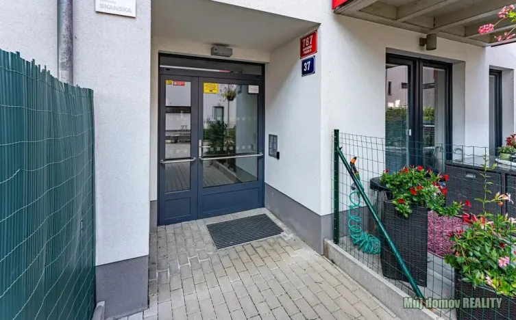 Pronájem bytu 1+kk, Praha - Hostavice, U Hostavického potoka, 32 m2