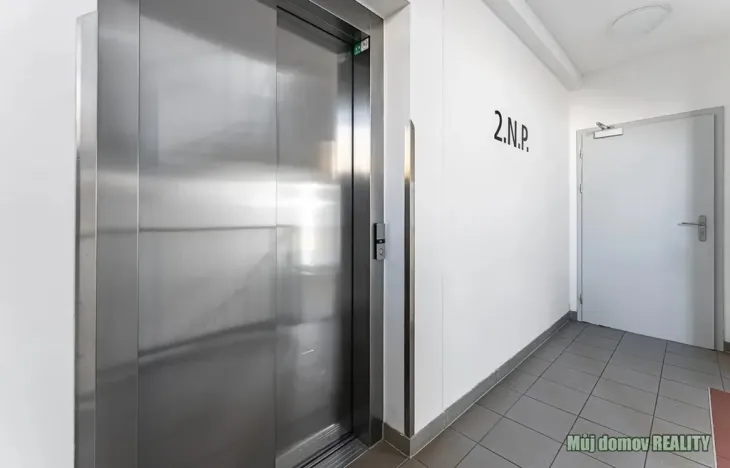 Pronájem bytu 1+kk, Praha - Hostavice, U Hostavického potoka, 32 m2
