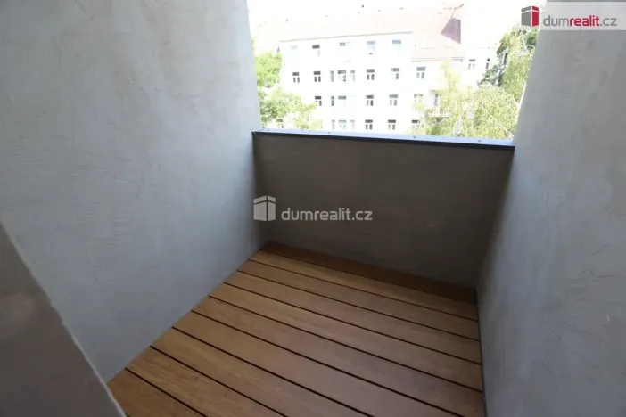 Pronájem bytu 2+kk, Praha - Podolí, Vodárenská, 57 m2