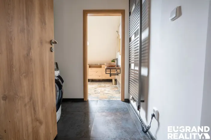 Prodej bytu 4+1, Černošice, Komenského, 124 m2