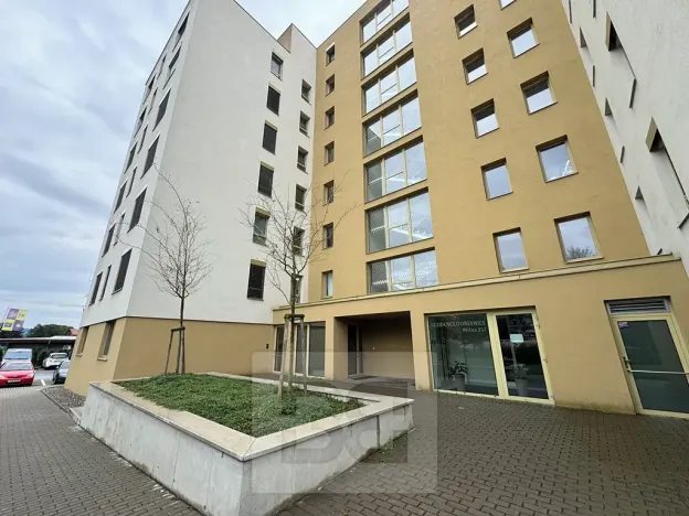 Pronájem bytu 2+kk, Otrokovice, Příčná, 56 m2