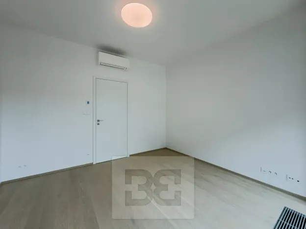 Pronájem bytu 3+kk, Praha - Střešovice, Cukrovarnická, 88 m2