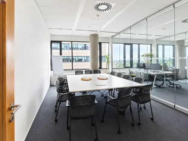 Pronájem kanceláře, Praha - Prosek, Prosecká, 246 m2