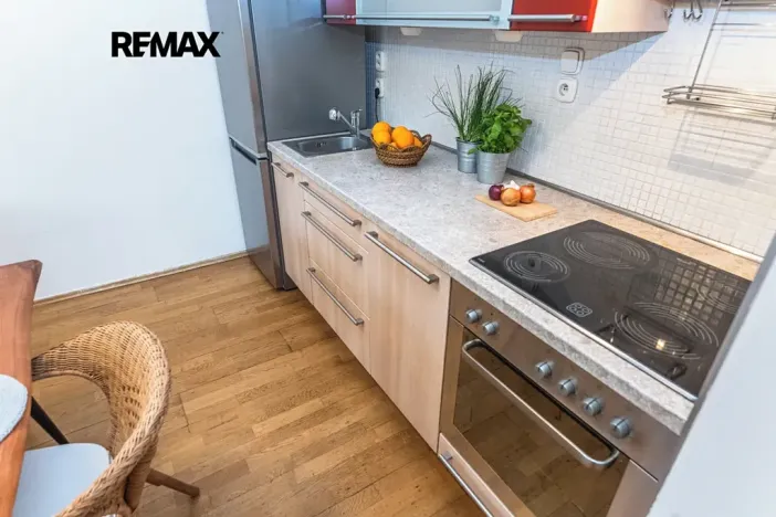 Pronájem bytu 2+kk, Praha - Žižkov, Kališnická, 55 m2