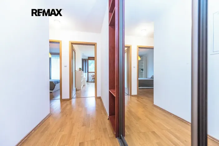 Pronájem bytu 2+kk, Praha - Žižkov, Kališnická, 55 m2