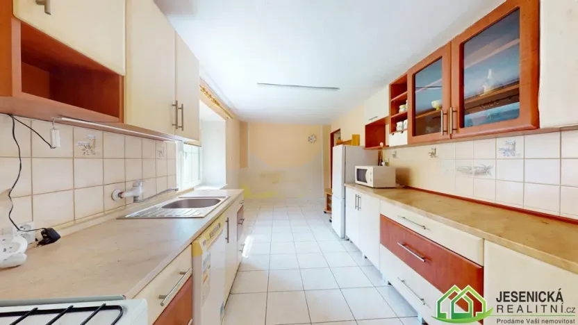 Prodej rodinného domu, Vápenná, 140 m2