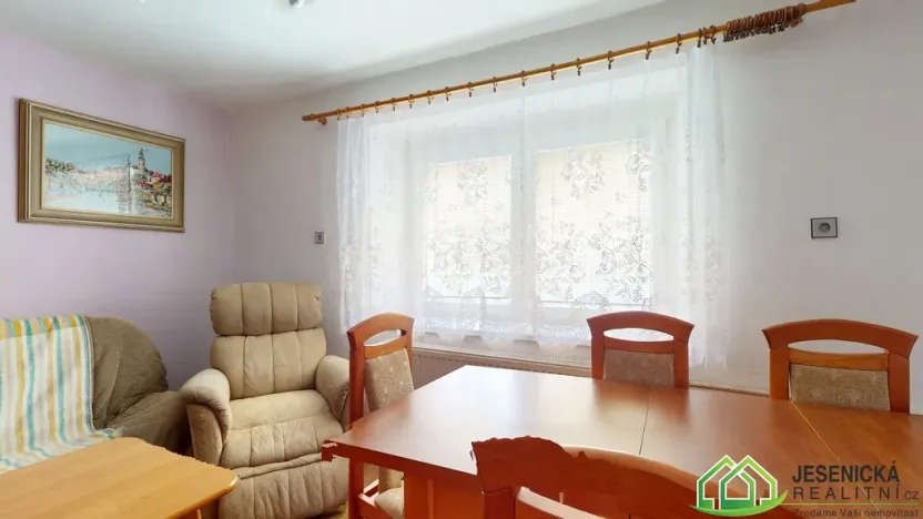 Prodej rodinného domu, Vápenná, 140 m2