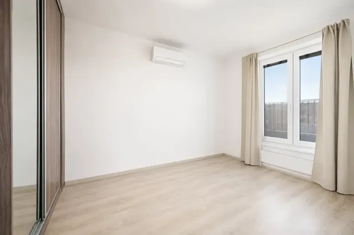Pronájem bytu 3+kk, Brno, U Leskavy, 100 m2