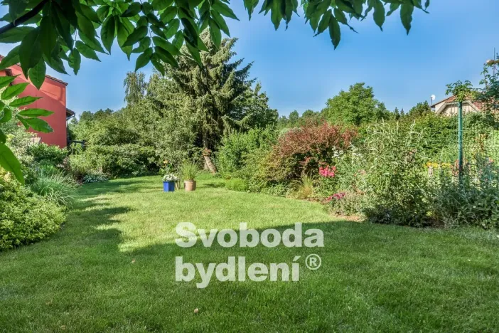 Prodej rodinného domu, Praha - Kolovraty, 222 m2