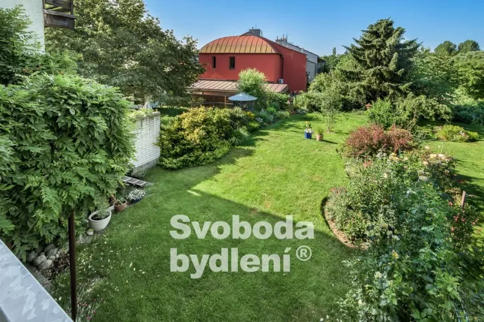 Prodej rodinného domu, Praha - Kolovraty, 222 m2
